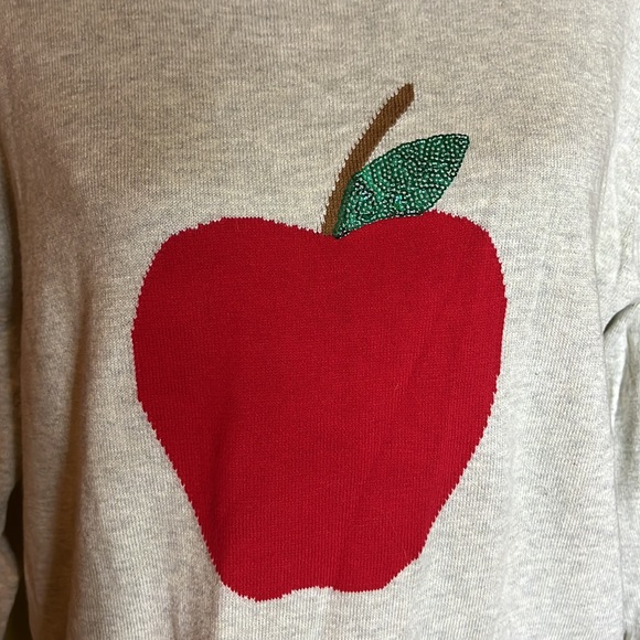 J CREW Size XL Apple Graphic Sweater
100% Cotton Full Sleeve Sequin Leaf $80NEW - Picture 9 of 16